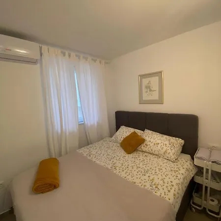 Lovely Apartment Sibenik