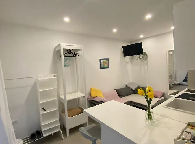 Appartement Lovely *